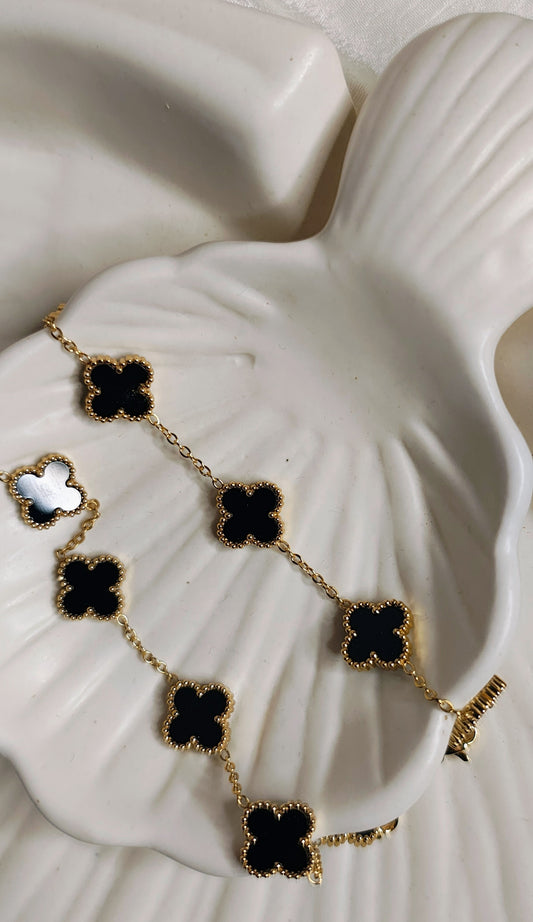 Viral Flower Bracelet (black)