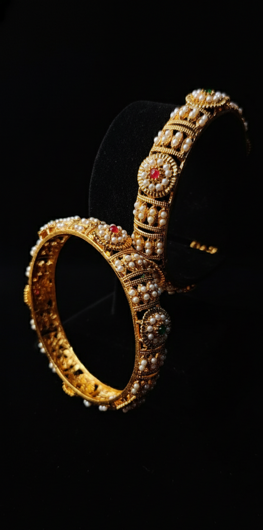 Kundan Jadau Kada (pearl)