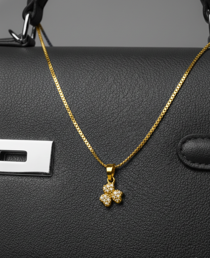 Everyday Luck (flower chain)